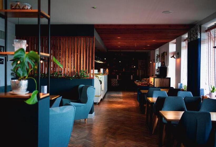 ホテル Restauracja Balton