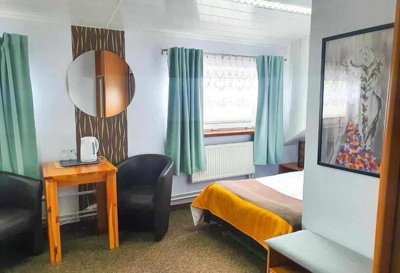 هاستل Browar Osjann   Pokoje Gościnne