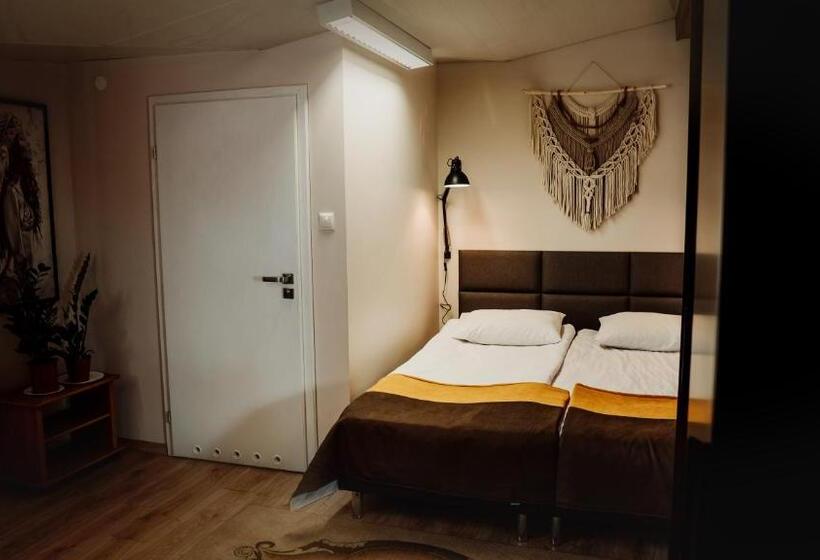 ユースホステル Browar Osjann   Pokoje Gościnne