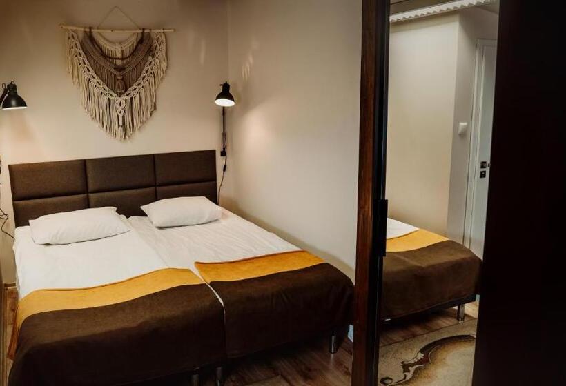 هاستل Browar Osjann   Pokoje Gościnne