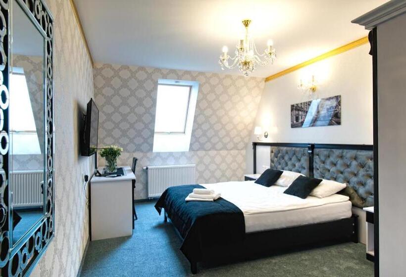 ユースホステル Campari