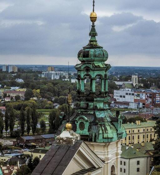 ユースホステル Dom Tu I Teraz