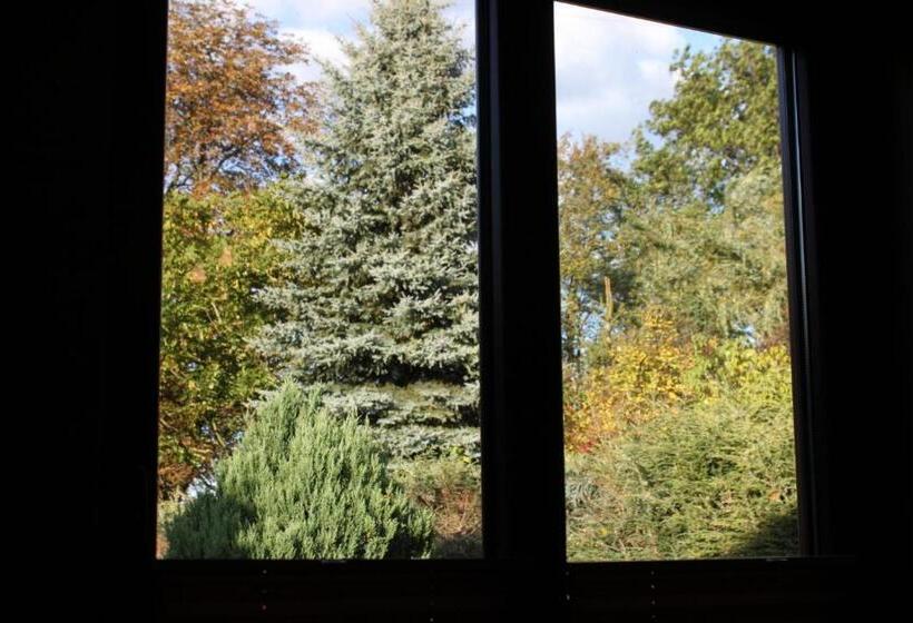 هاستل Domek Na Prowincji