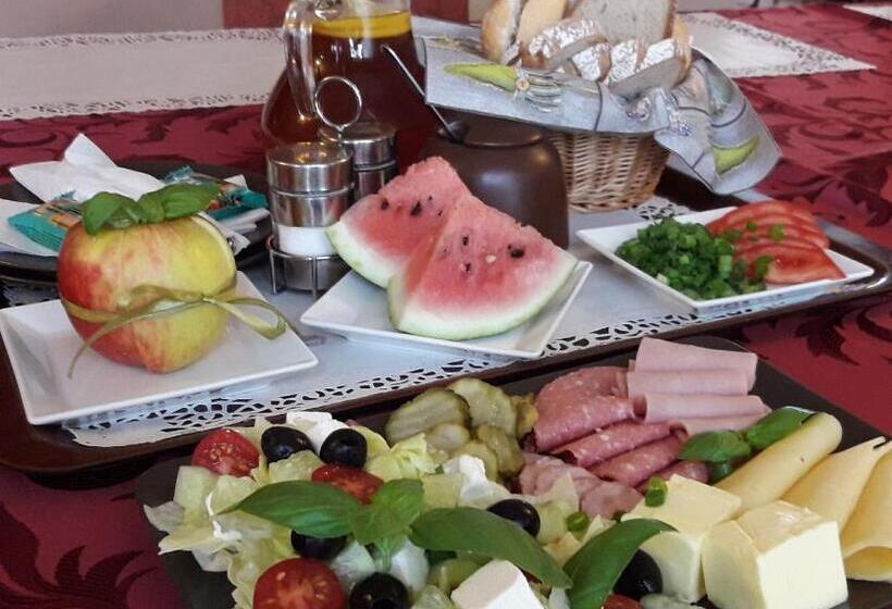 هاستل Domek Na Prowincji