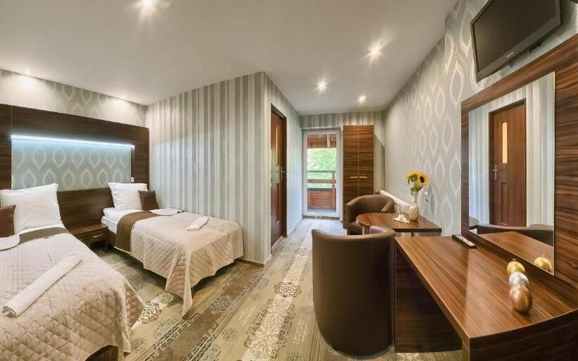 호스텔 Gościniec Jurajski