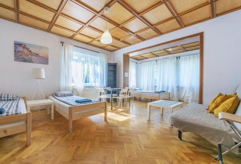 هاستل House Managers   Vintage Sopot