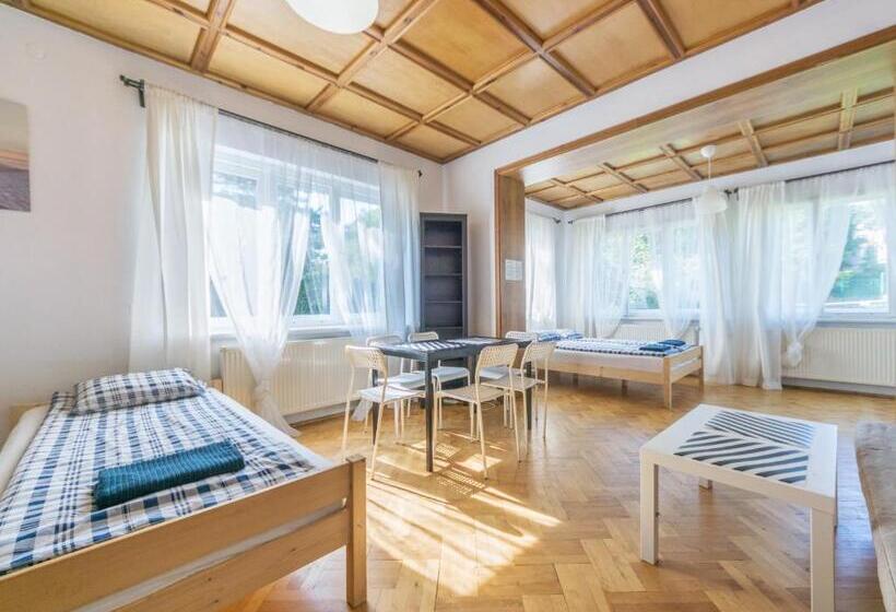 هاستل House Managers   Vintage Sopot