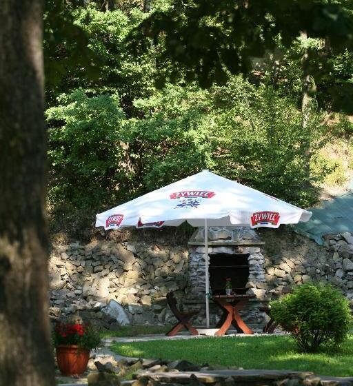 旅馆 I Restauracja Pod Skałą Jasło