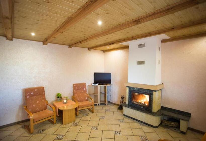 호스텔 Karczma Taberska