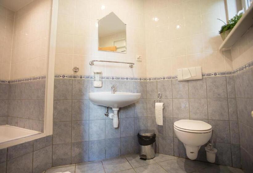 호스텔 Karczma Taberska