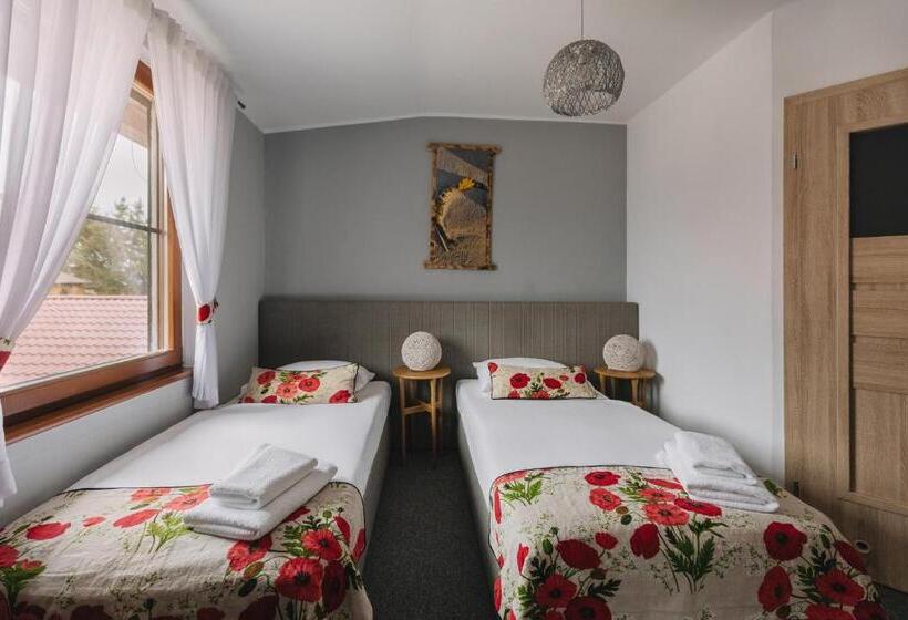 호스텔 Karczma Taberska