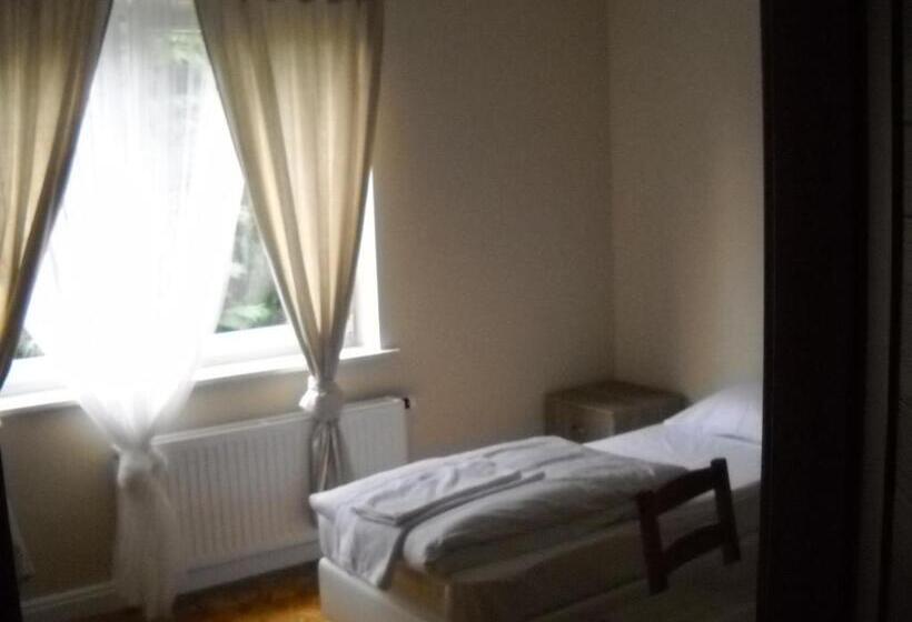 הוסטל Lavender   Restauracja I Pokoje Gościnne