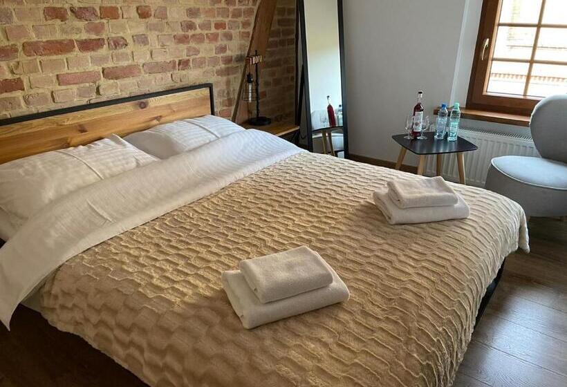 Общежитие Miodosytnia