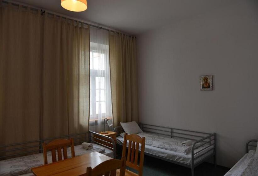 فندق صغير Pokoje Gościnne Domu Pielgrzyma W Supraślu