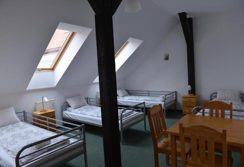 فندق صغير Pokoje Gościnne Domu Pielgrzyma W Supraślu