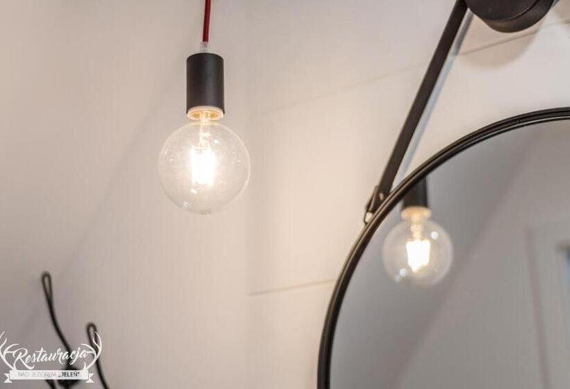 ユースホステル Pokoje Hotelowe Nad Jeziorem Jelen