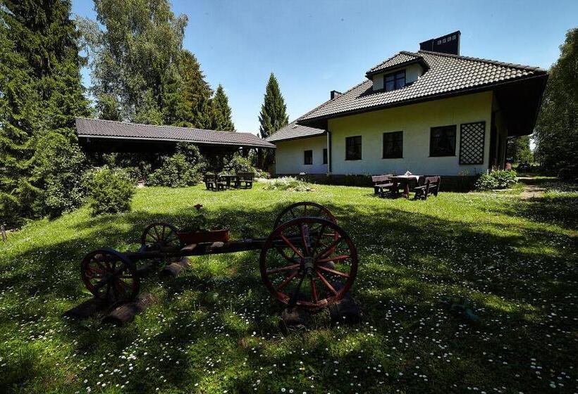 ユースホステル Stylowy Zajazd Pod Czarnym Kogutem