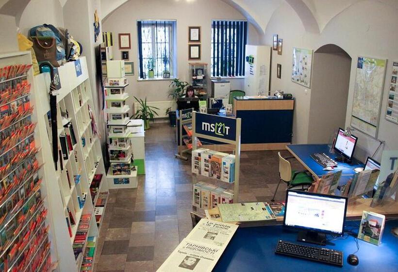 הוסטל Tarnowskie Centrum Informacji