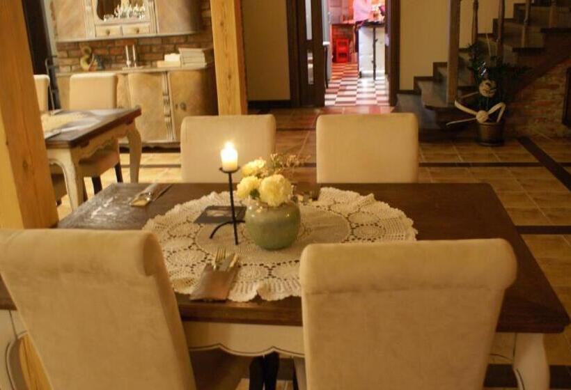 Общежитие Woda Na Młyn Gościniec Dla Przyjaciół 2 Sp Z Oo