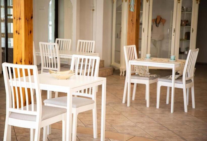 הוסטל Zajazd Bombonierka