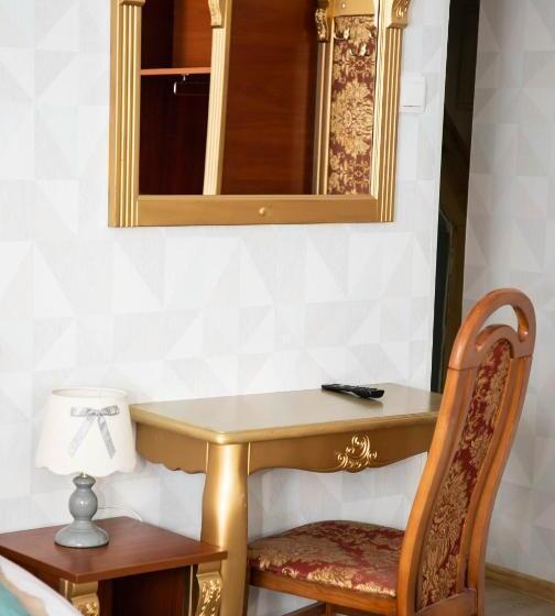 הוסטל Zajazd Bombonierka