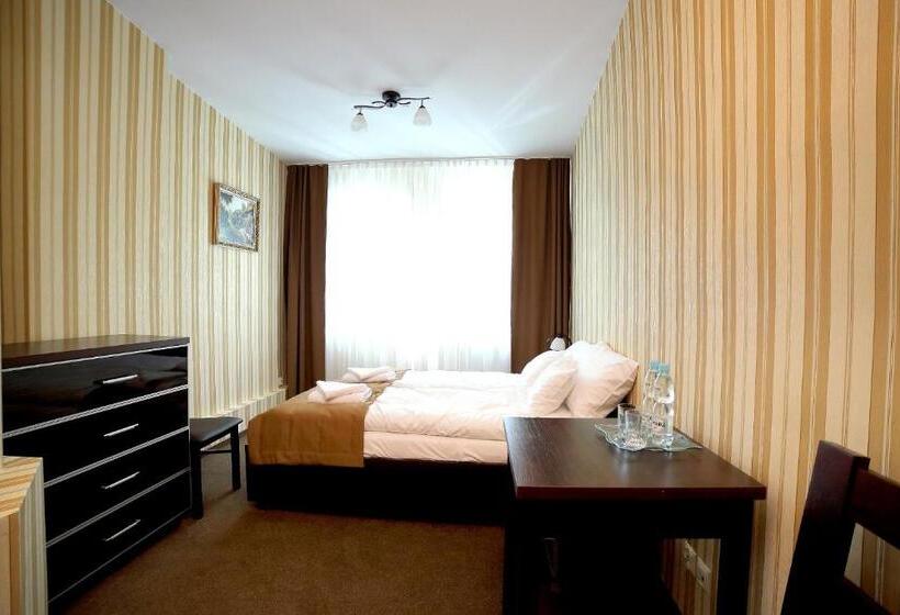 Общежитие Zajazd Monki