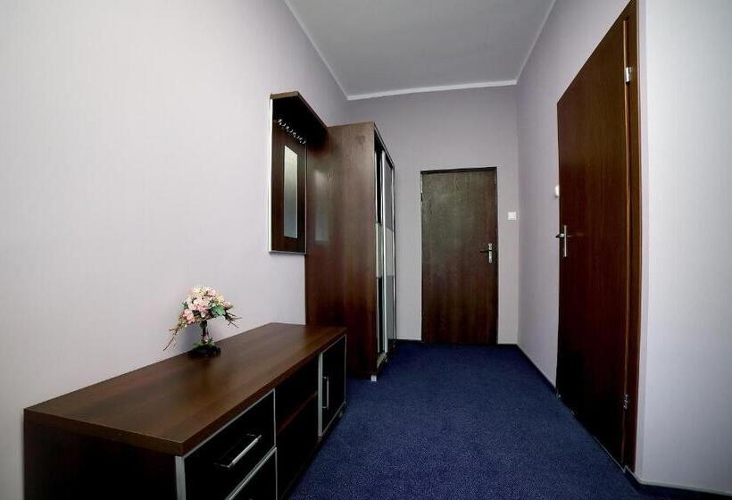 Общежитие Zajazd Monki