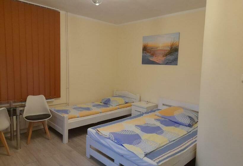 호스텔 Zajazd Morfeusz