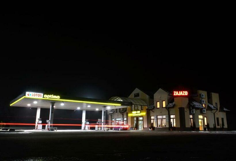 旅馆 Zajazd Partynia