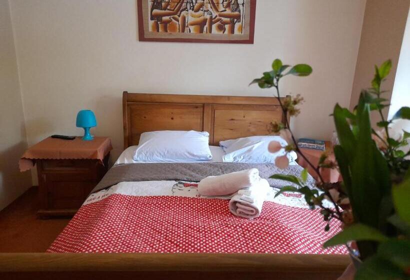 הוסטל Zajazd Pod Chmurką