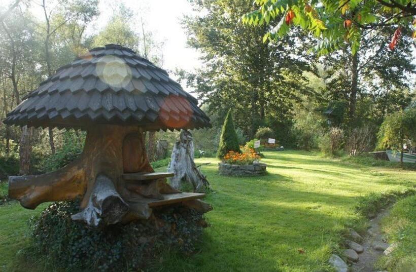 הוסטל Zajazd Pod Chmurką