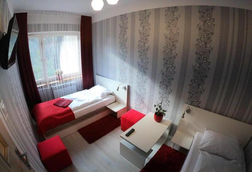 Общежитие Zajazd Tip Top