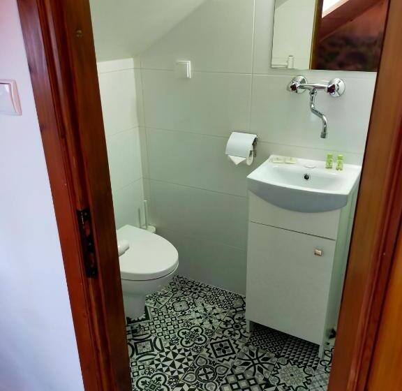 Apartamenty W Dworku Cheval