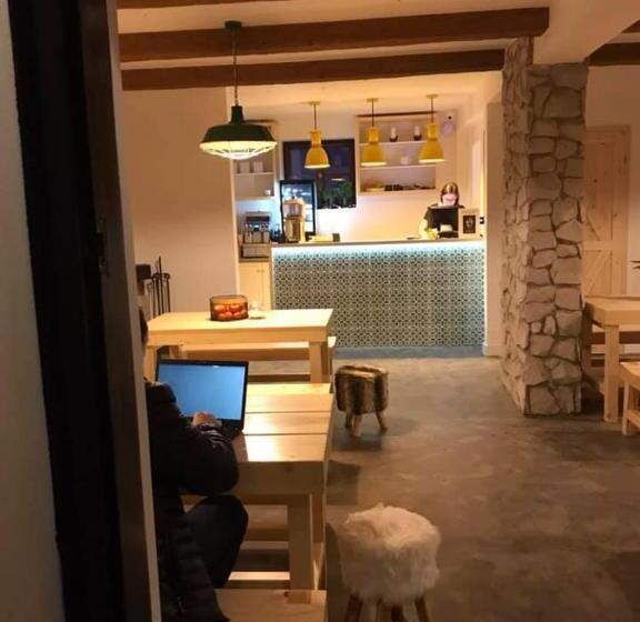 Apartamenty W Dworku Cheval