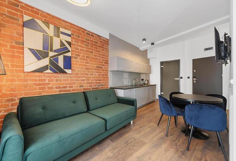 Aparthotel Krzywa Kamienica