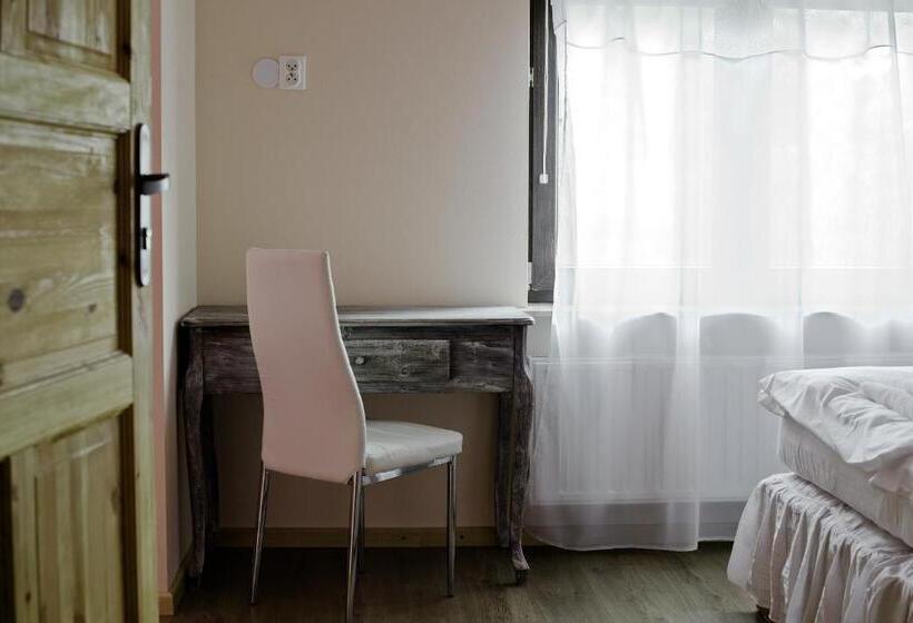 تختخواب و صبحانه Balia Spa & Wellness