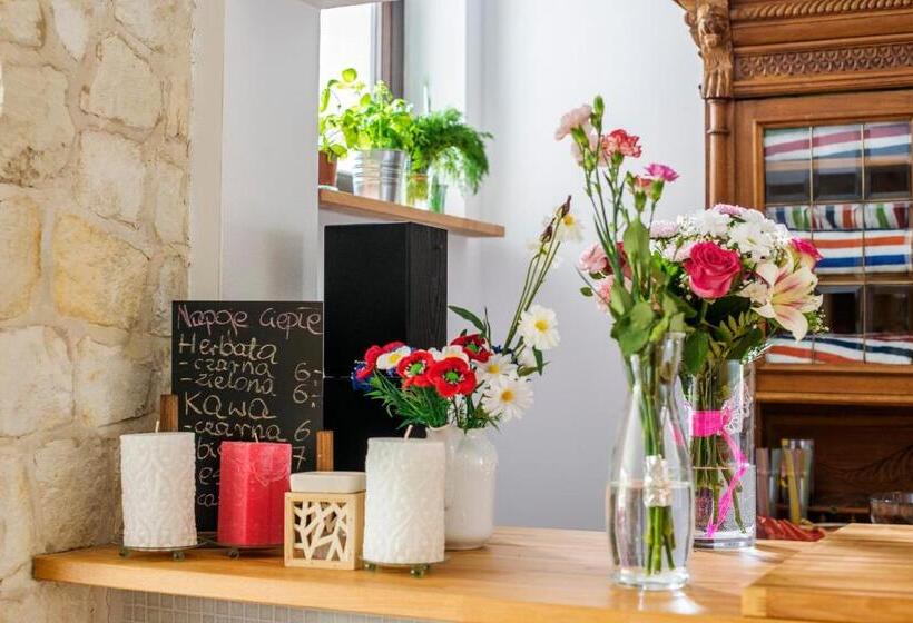 تختخواب و صبحانه Balia Spa & Wellness