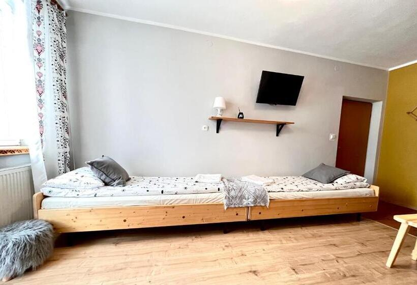 تختخواب و صبحانه Ceprówka Family Friendly