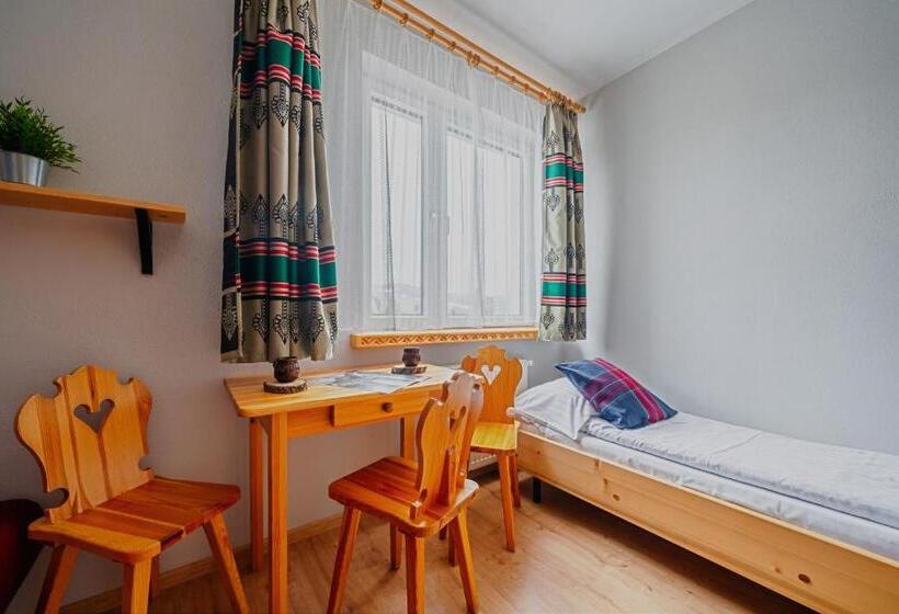 تختخواب و صبحانه Ceprówka Family Friendly