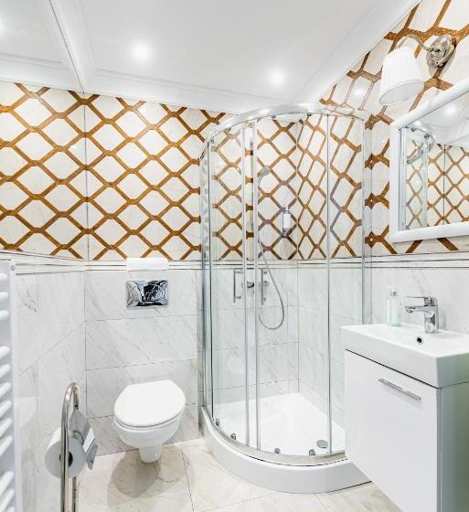 צימר Dom Goscinny Bialy Dworek