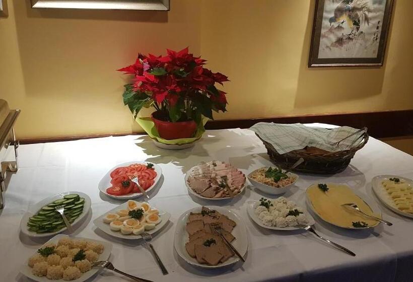 ベッドアンドブレックファースト Dom Wczasowy Przy Skałkach