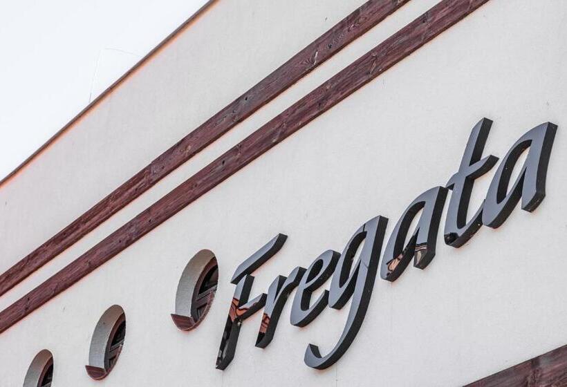 ベッドアンドブレックファースト Fregata