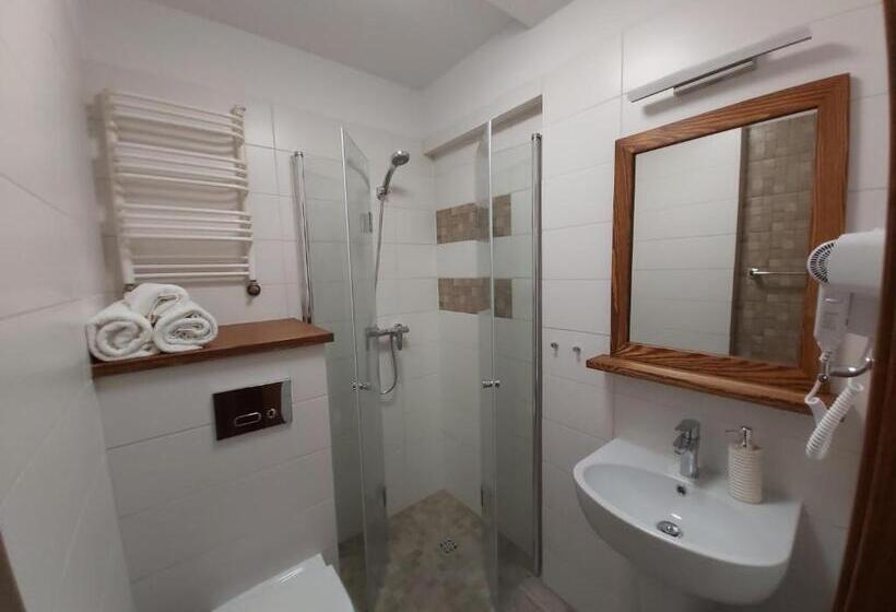 تختخواب و صبحانه Gościniec Król Sielaw