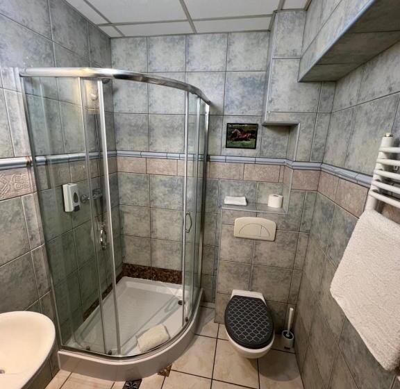 住宿加早餐 Gościniec Pod Furą