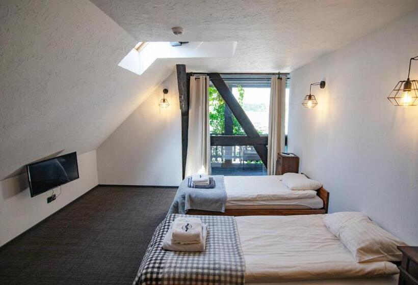 تختخواب و صبحانه Gospoda Pod Czarnym łabędziem