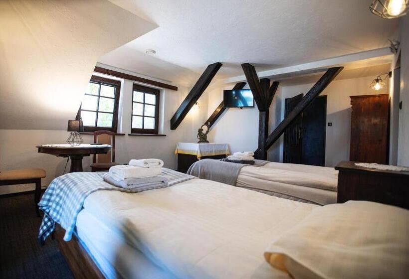 تختخواب و صبحانه Gospoda Pod Czarnym łabędziem