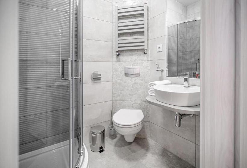 Bed and Breakfast Kamienica Pod Neptunem