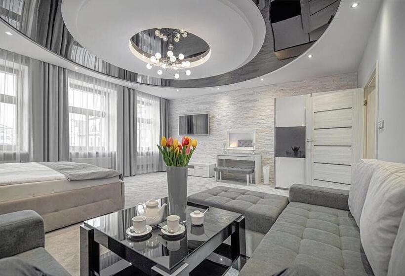 Bed and Breakfast Kamienica Pod Neptunem