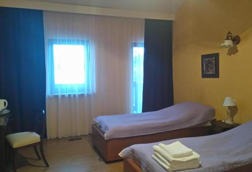 צימר Karczma Biesiadna