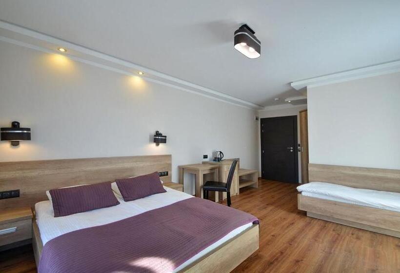 ベッドアンドブレックファースト Luna